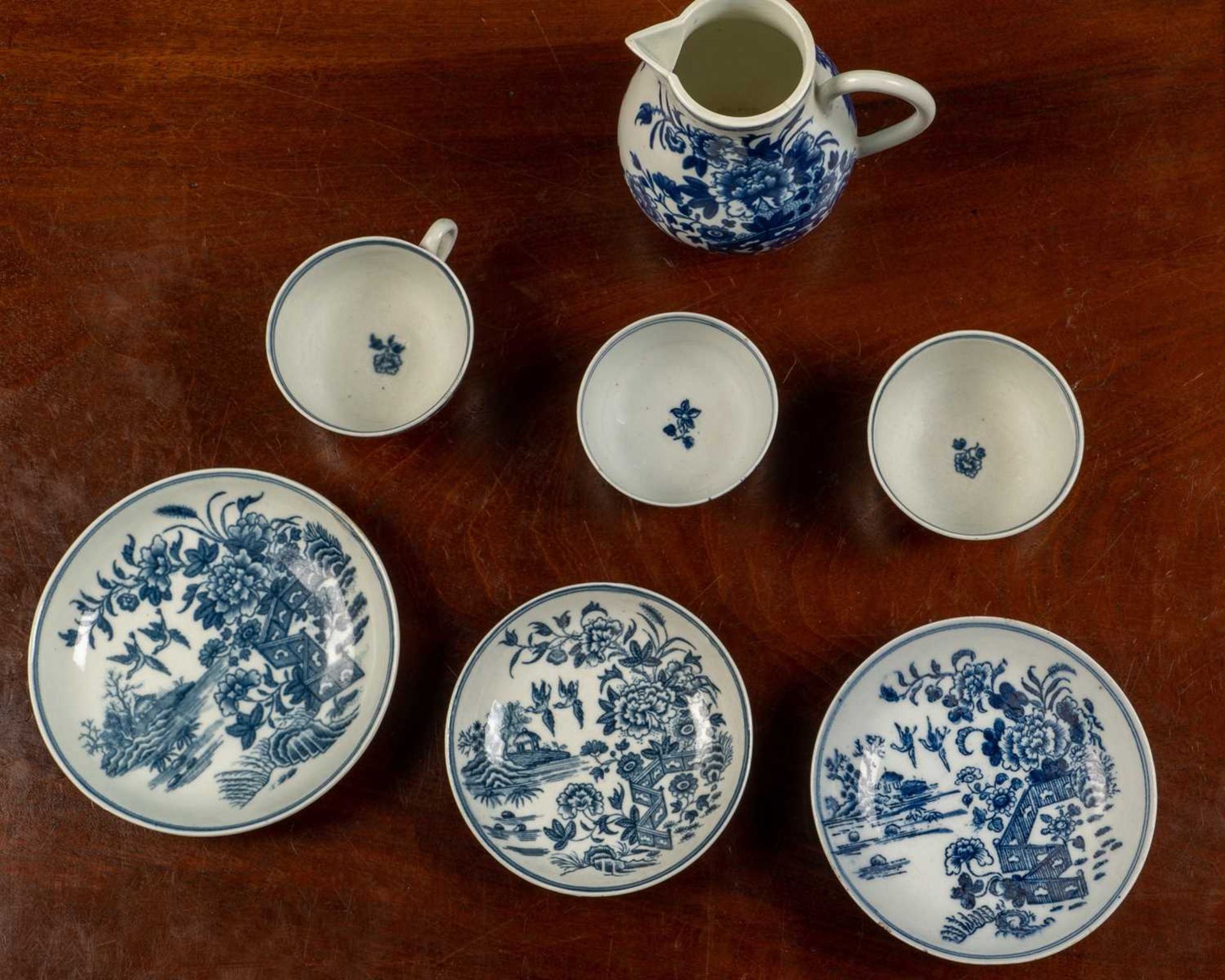 A group of 18th century Worcester blue and white fence patterned porcelain - Bild 4 aus 5