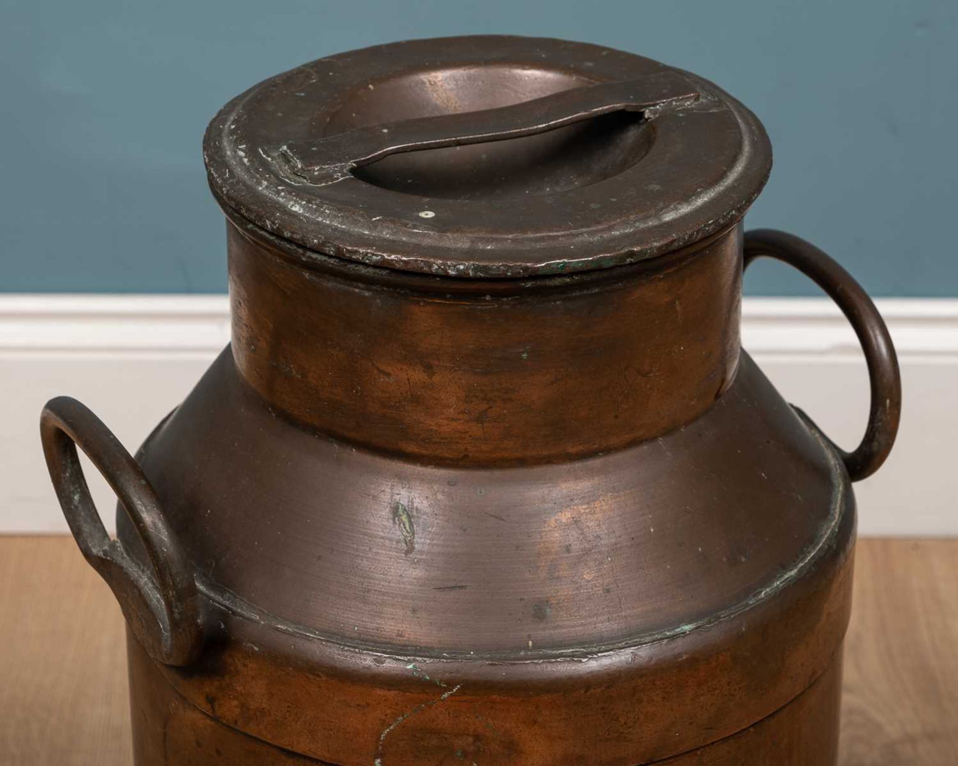 A 19th century copper milk churn - Bild 2 aus 2