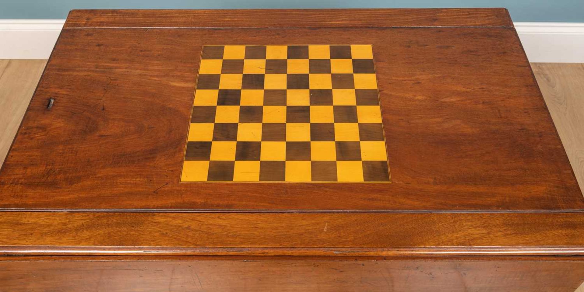 A George III mahogany games table with drop leaves - Image 3 of 9