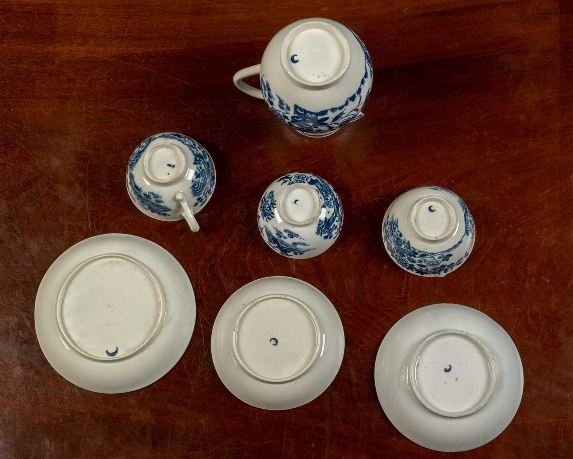 A group of 18th century Worcester blue and white fence patterned porcelain - Bild 5 aus 5