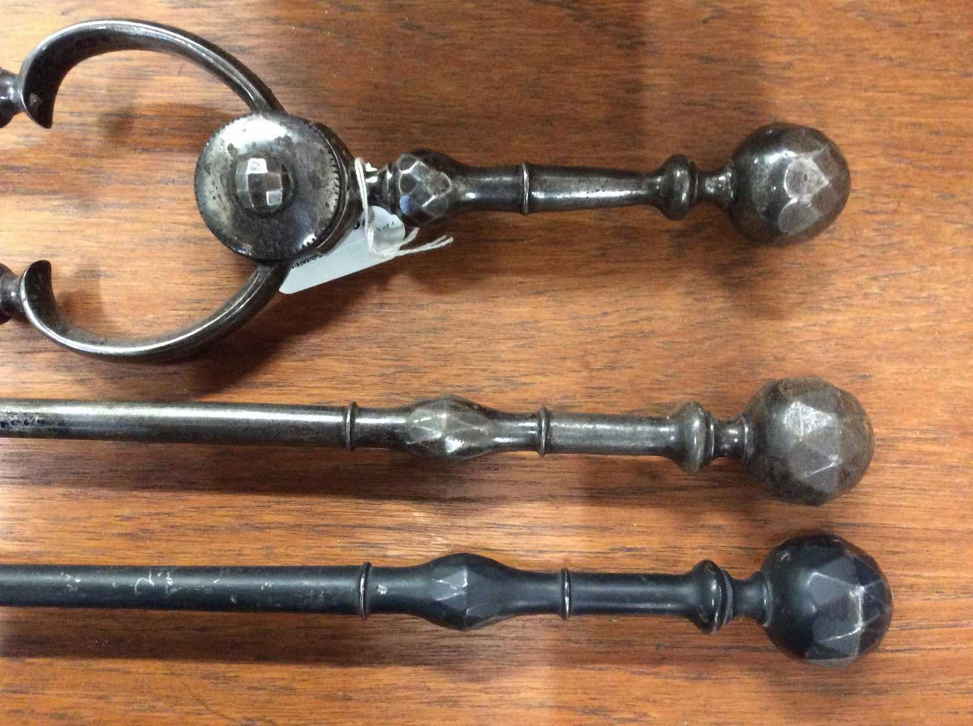 A set of Three Georgian steel fire irons - Bild 2 aus 3