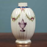 An 18th century Worcester porcelain ovoid tea canister