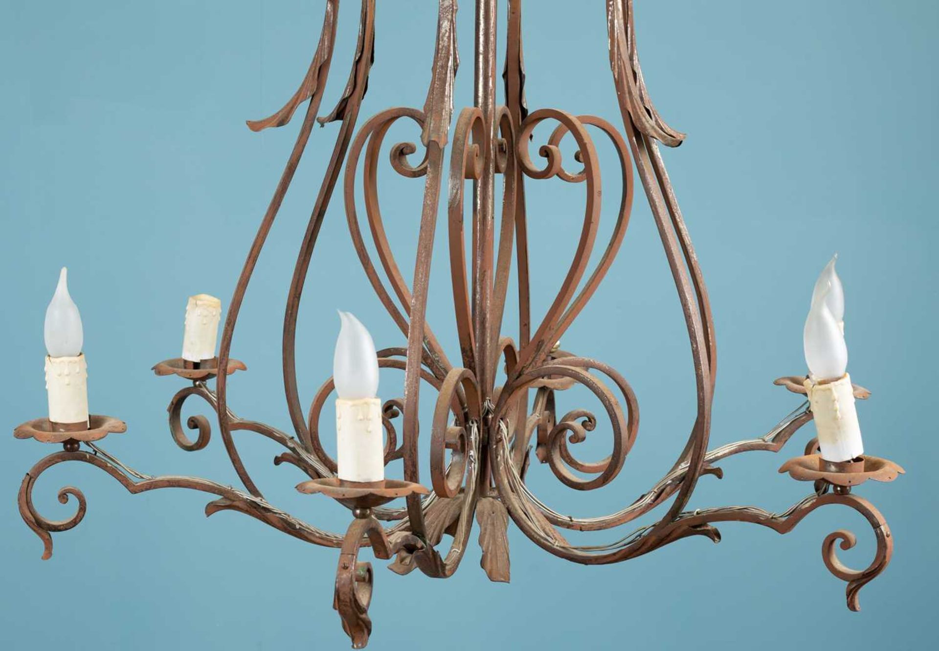 A 19th century antique wrought iron chandelier - Image 3 of 3