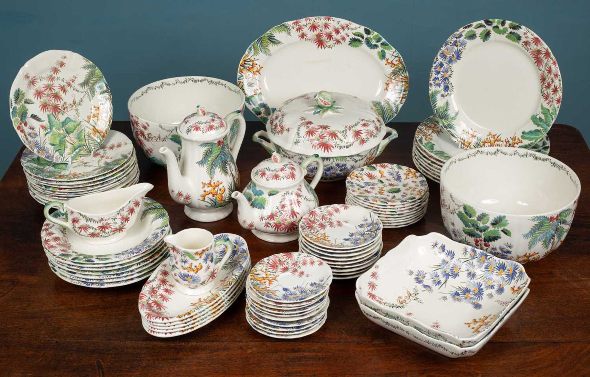 A Gien France 'Tamarin' dinner service