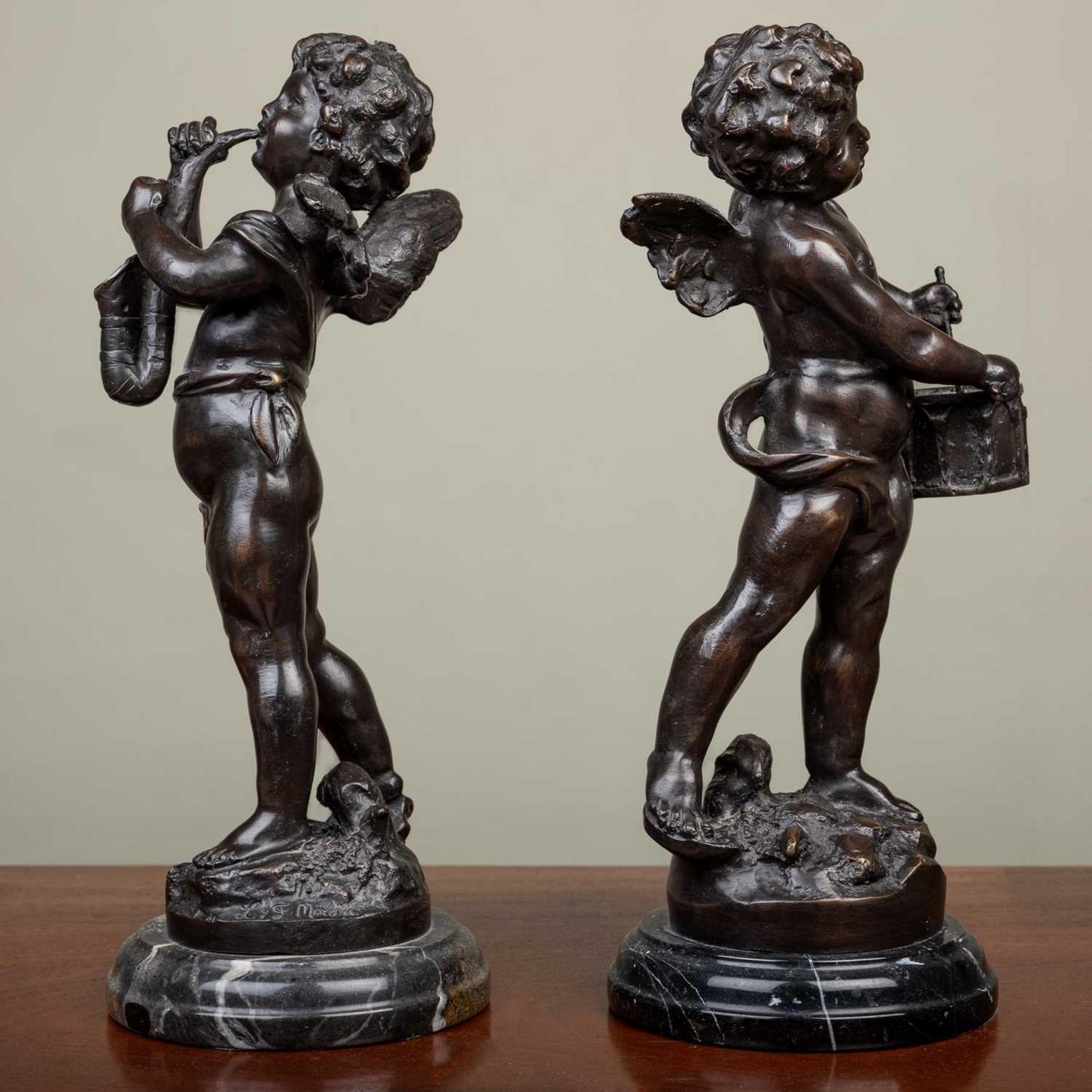 A pair of Bronze figures of cherubs - Image 3 of 4