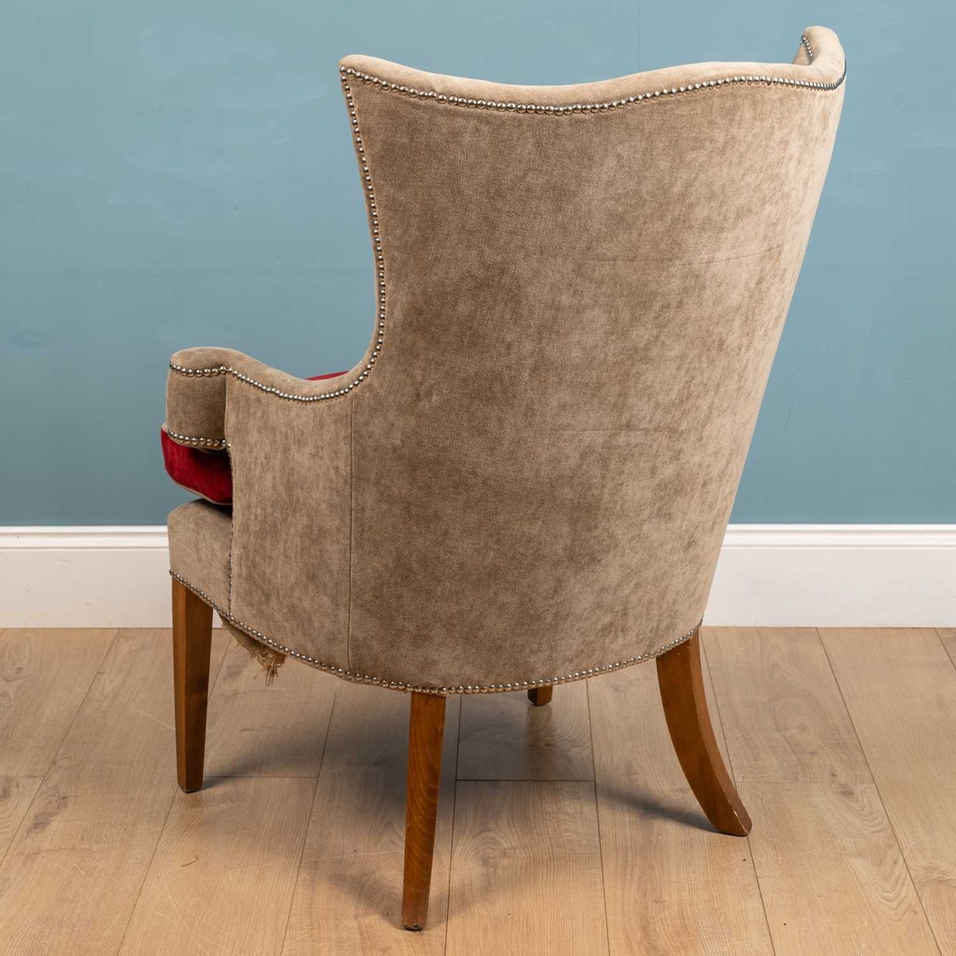 A William Yeoward style red and taupe upholstered chair - Bild 8 aus 8