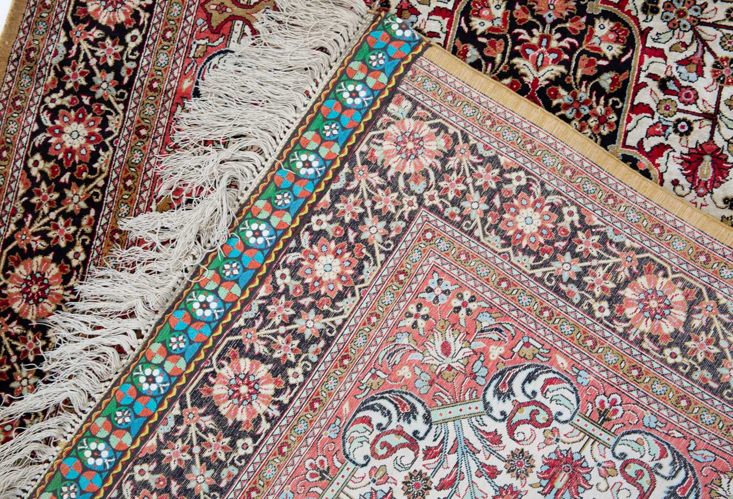 An Indian silk rug - Image 4 of 4