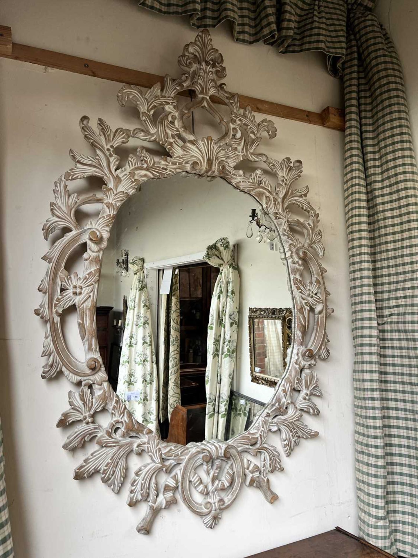 A large Rococo style wall mirror - Image 3 of 10
