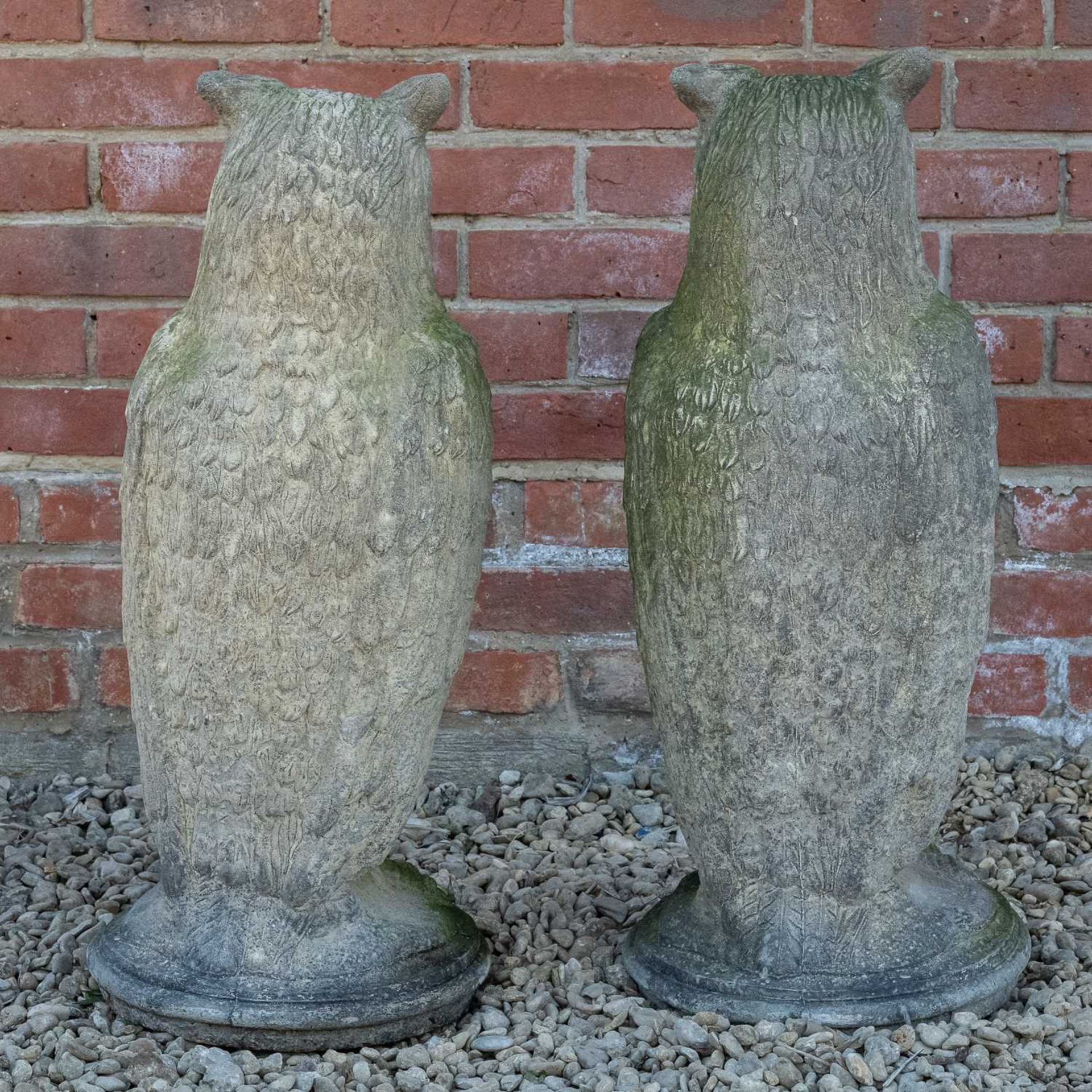 A pair of antique reconstituted stone owl sculptures - Image 5 of 7