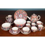 A collection of 18th century Worcester 'Queen Charlotte' pattern porcelain
