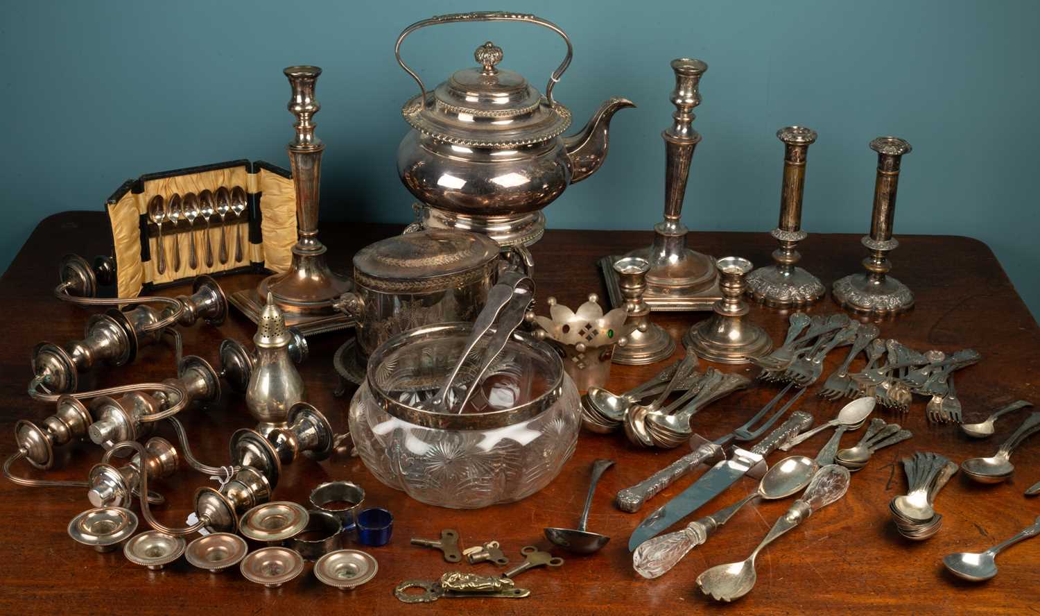 A collection of 19th Century and later silver plate - Image 2 of 3