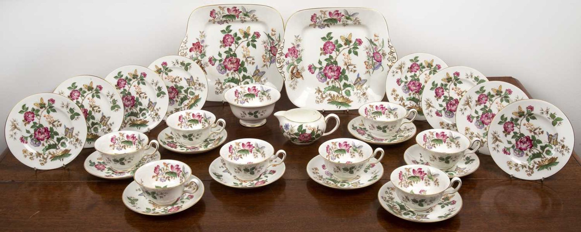 Wedgwood Charnwood pattern tea set to include eight tea cups and saucers, two serving dishes, a milk - Image 2 of 3