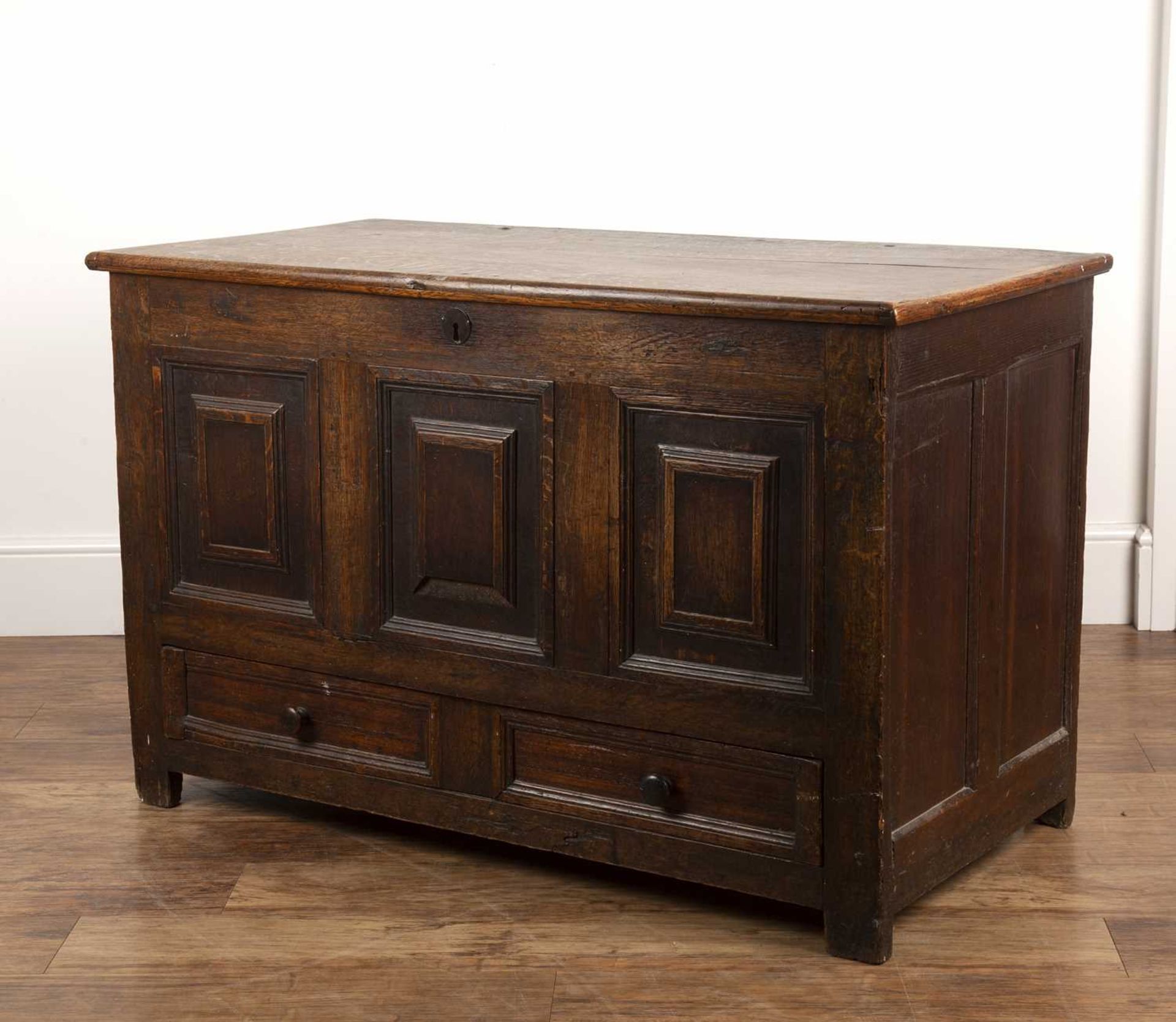 Oak mule chest with triple moulded front, and with two fitted drawers, 118cm wide x 59cm deep x 76cm - Image 3 of 5