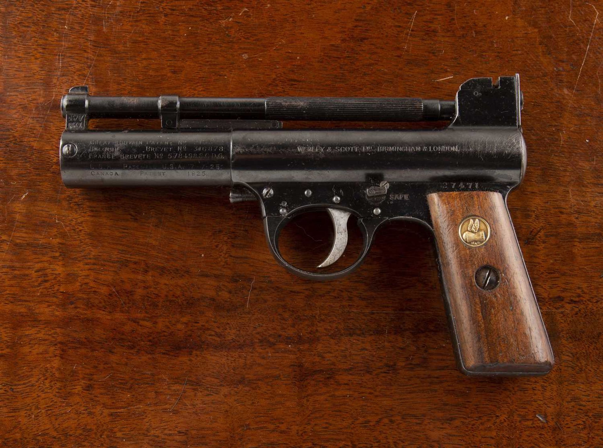 Webley and Scott air pistol circa 1920, Mark 1, serial number 27471, overall length, 21cmWear and