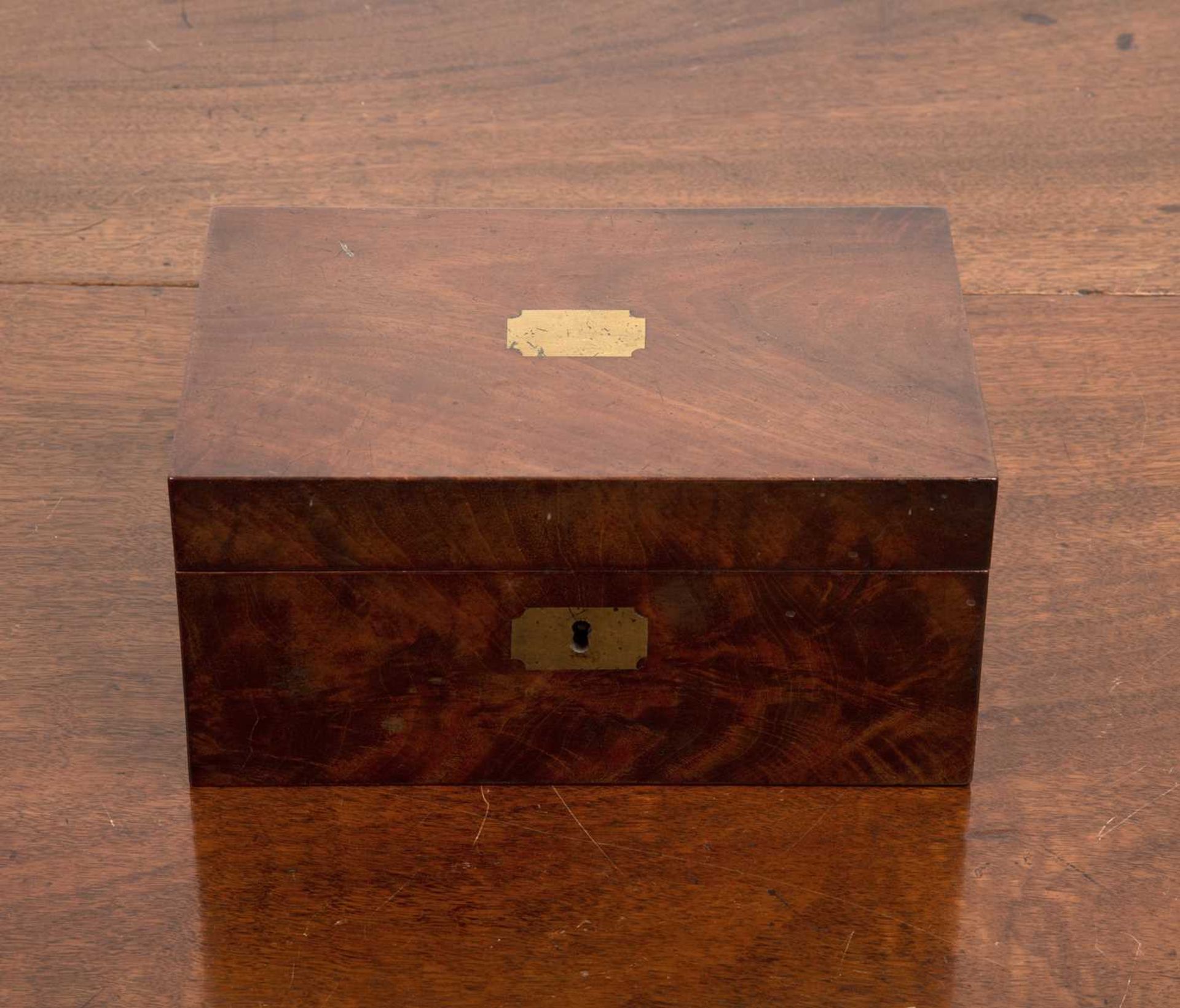 Victorian work box walnut, with brass plaque and brass escutcheon, tray to the interior, 23cm wide x - Image 2 of 5