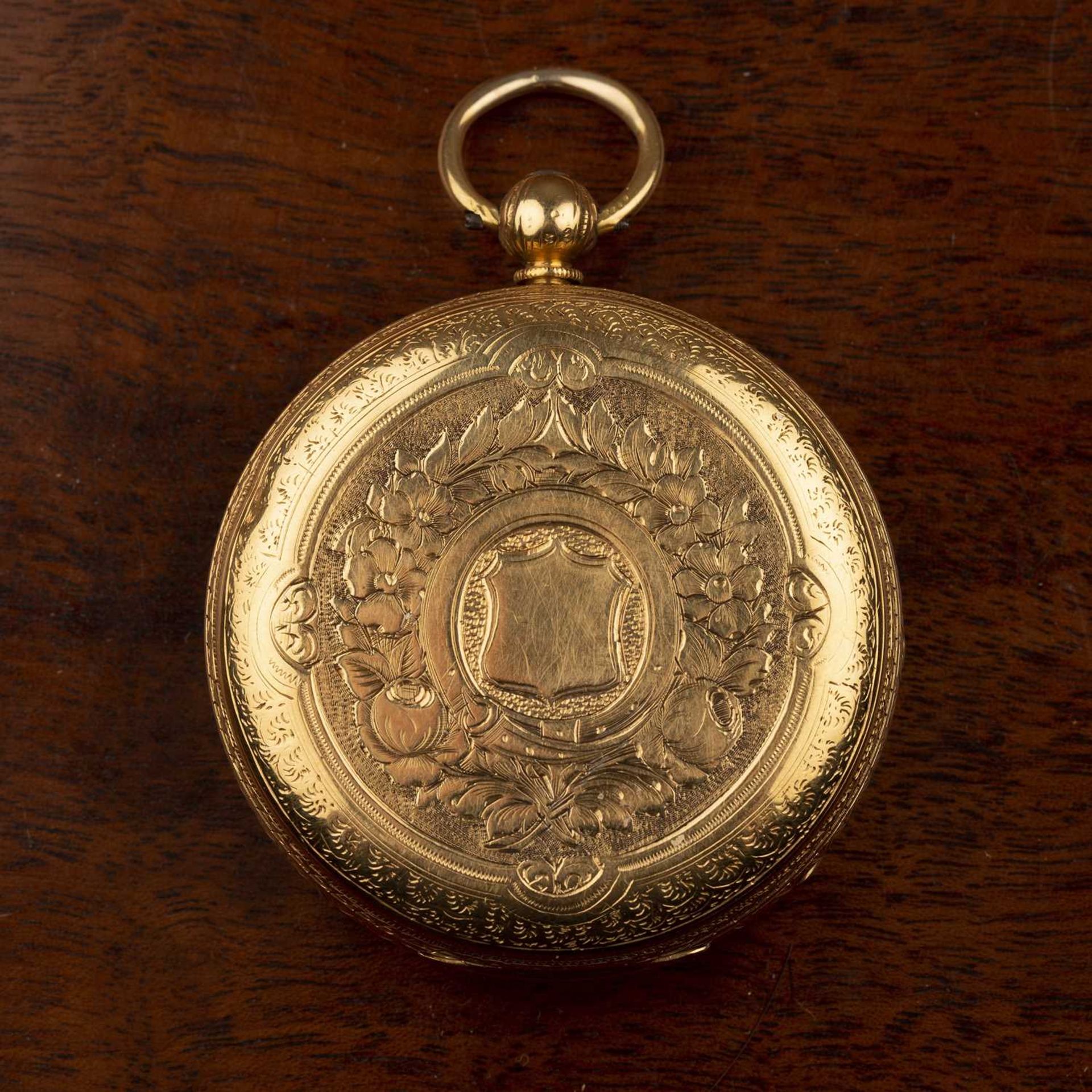 Victorian 18ct gold cased pocket watch the gilded engraved dial with black painted Roman numeral and - Bild 2 aus 2