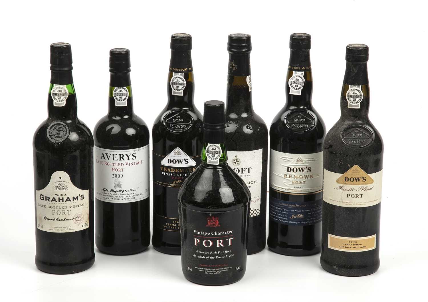 Seven bottles of port to include three bottles of Dow's, an Averys 2009 vintage, Croft - Image 2 of 2