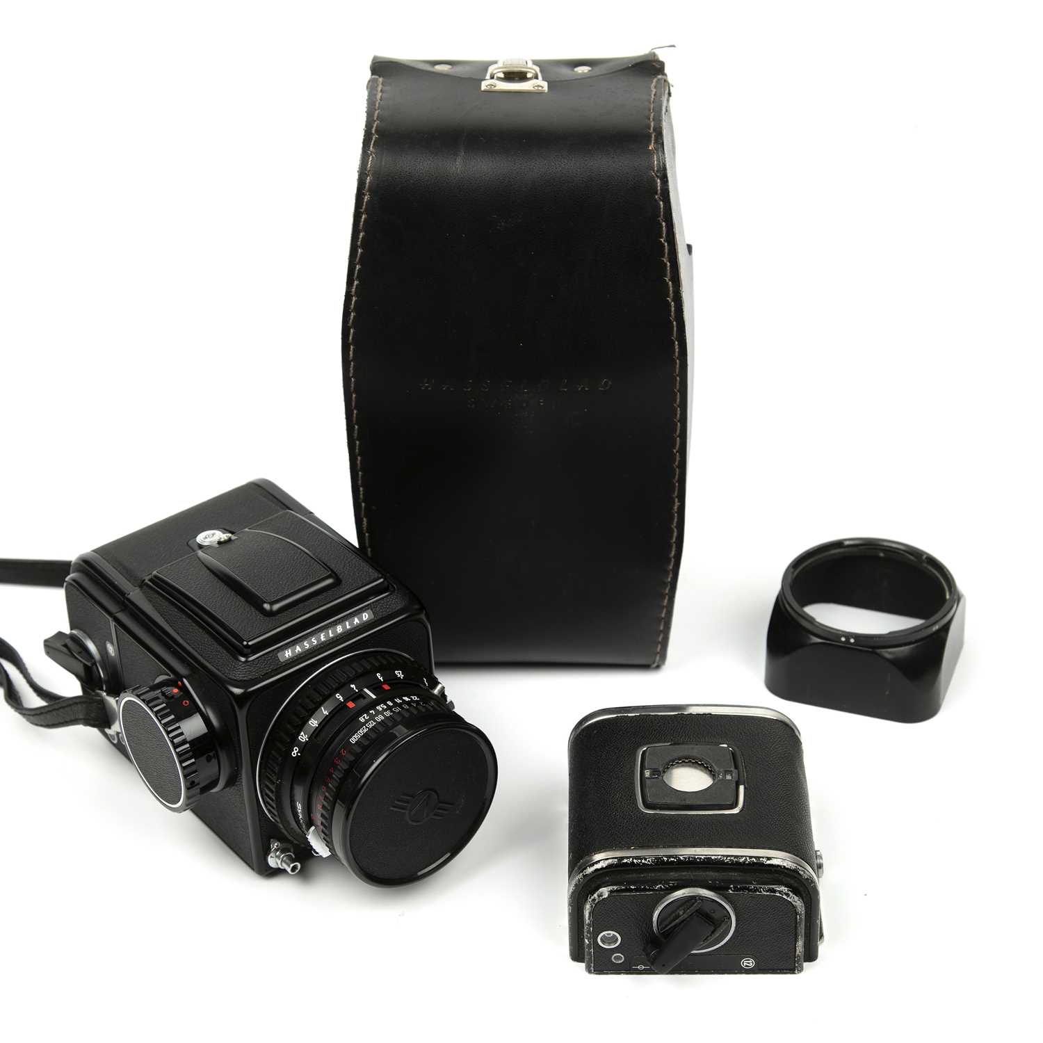 A Hasselblad 500C/M medium format camera with a Carl Zeiss Planar f/2.8 f=80mm Nr 6273829 - Image 4 of 4