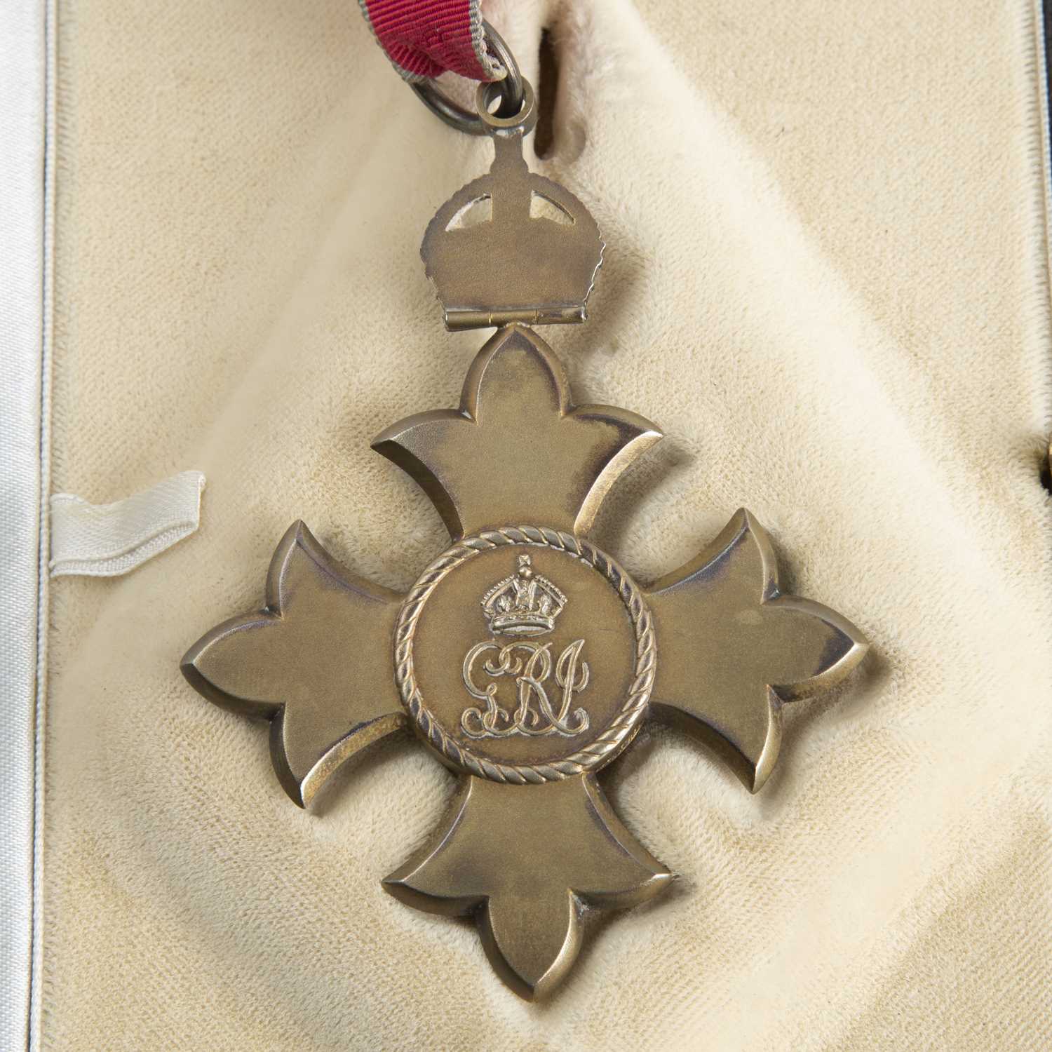 A Group of medals relating to Lionel Brett, 4th Viscount Esher to include a Commander of the Order - Image 7 of 9