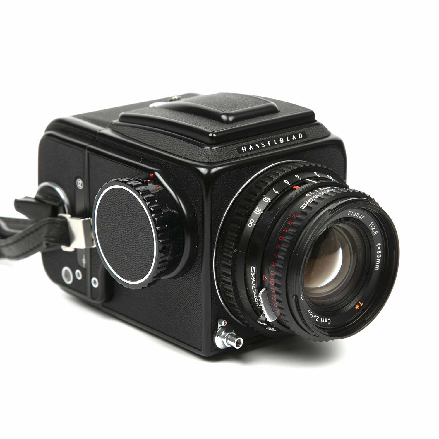 A Hasselblad 500C/M medium format camera with a Carl Zeiss Planar f/2.8 f=80mm Nr 6273829