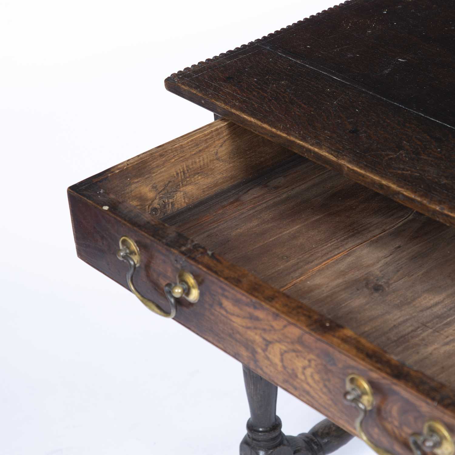 An 18th century oak side table with a single drawer and turned supports, 76cm wide x 59cm deep x - Image 4 of 6