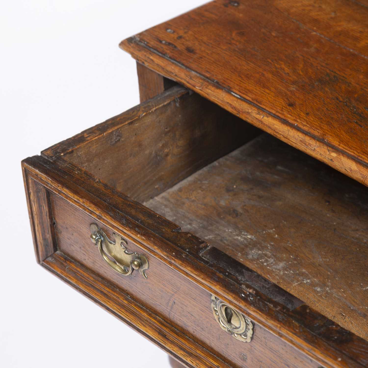 An 18th century oak single drawer side table with turned supports, 61cm wide x 47cm deep x 64cm - Image 4 of 6