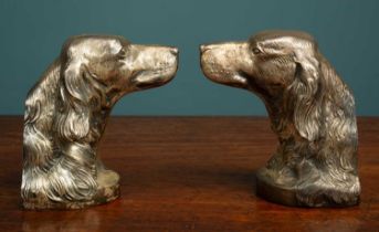 Two dogs head book ends