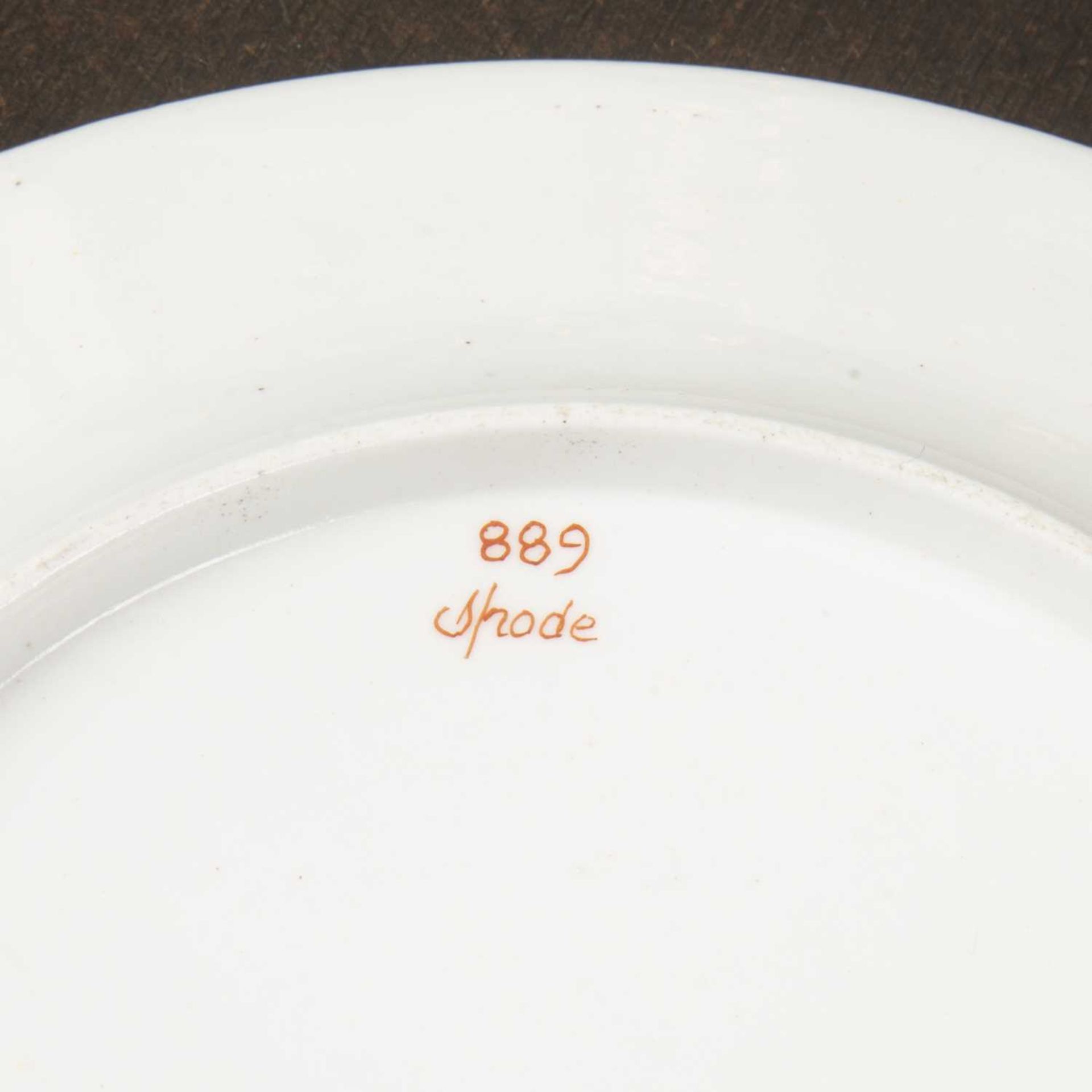 Group of porcelain plates English, 19th Century, to include a pair of Spode 889 pattern plates, 21. - Image 4 of 4