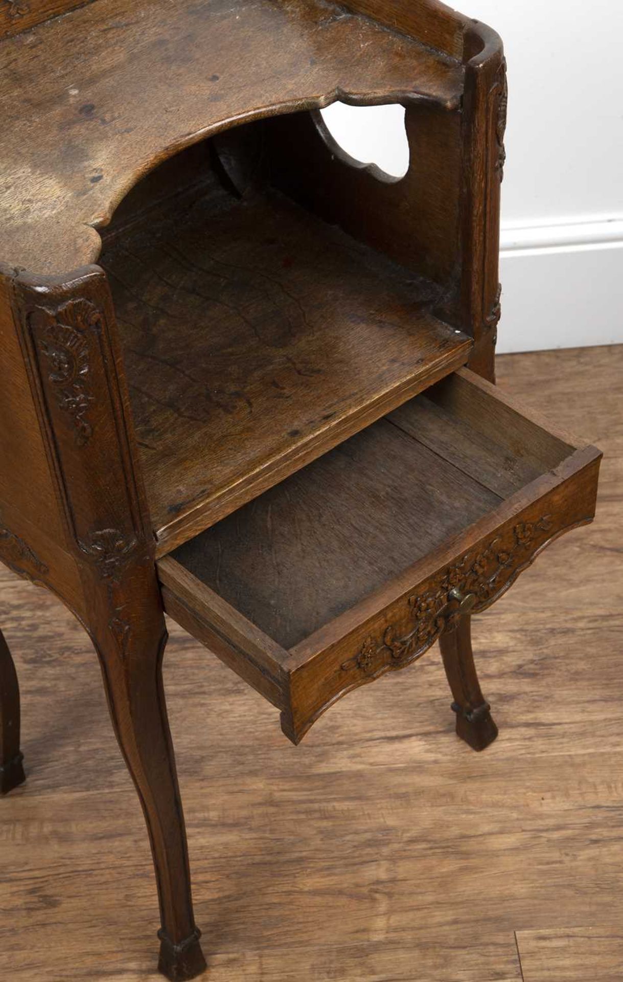 Oak bedside table or side table French Provincial, 19th Century, with shaped galleried top, - Image 6 of 6