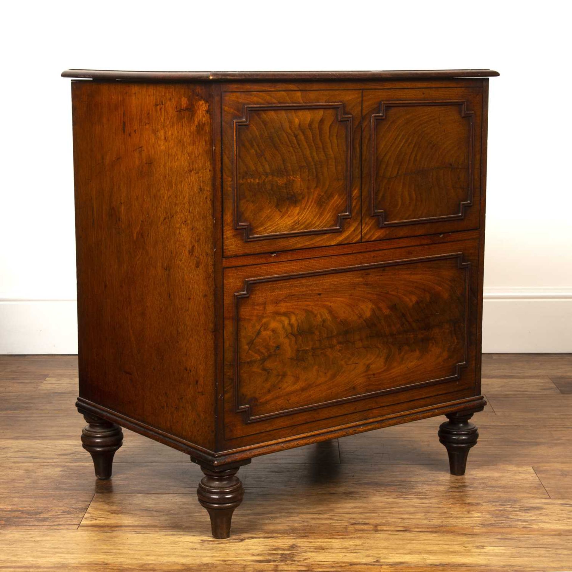 Mahogany commode with lift up top George III, the front with fielded panels, standing on turned - Image 2 of 5