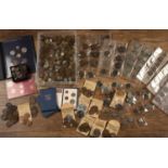 Collection of GB and world coinage including a large number of 20th Century one pence pieces, 1/2
