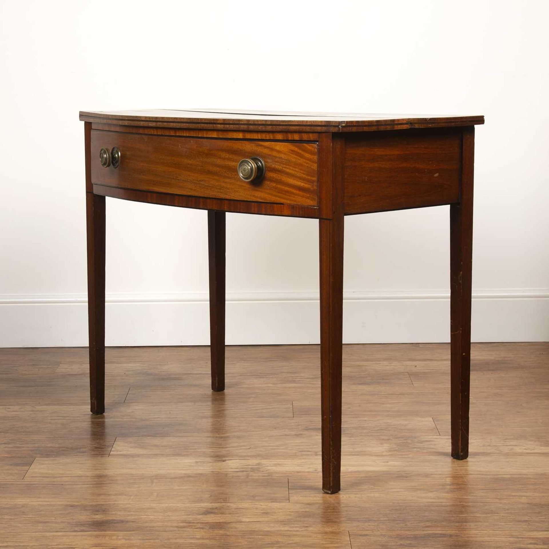 Mahogany bow fronted side table with single frieze drawer and brass handles, standing on square - Image 3 of 5