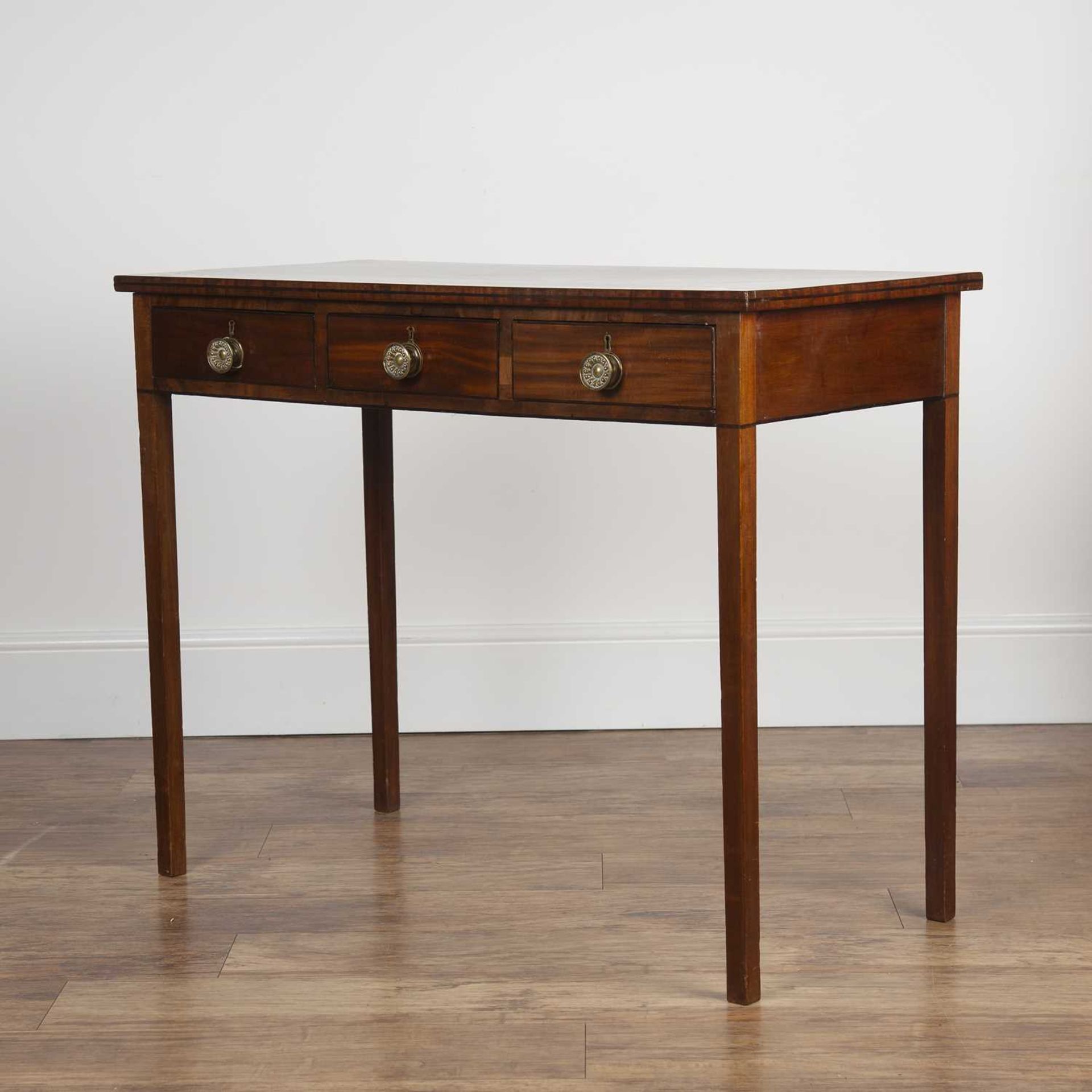 Mahogany side table 19th Century, fitted with three frieze drawers and round brass handles, standing - Image 3 of 6
