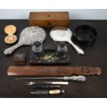 Group of pieces including a lacquer desk stand, 20cm, a set of cased dress studs, coaster, silver-