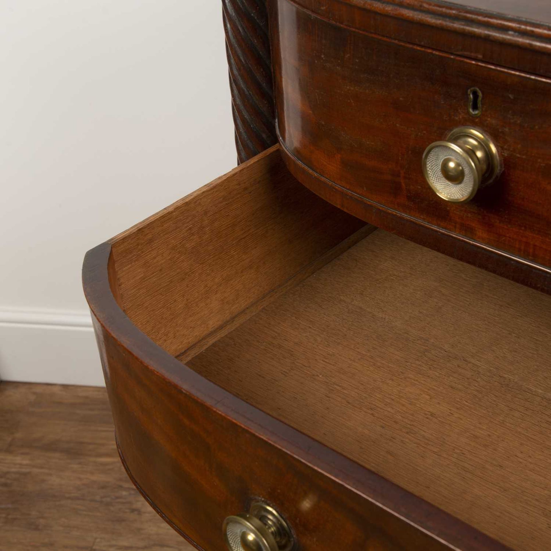 Mahogany chest of bow fronted drawers 19th Century, with rounded corners and brass handles, two over - Image 4 of 6