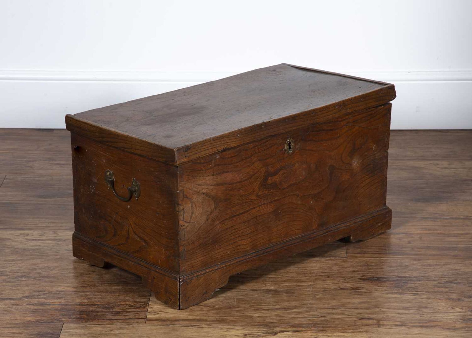 Elm coffer or chest of small proportions, 19th Century, with brass handles, standing on bracket - Image 2 of 6