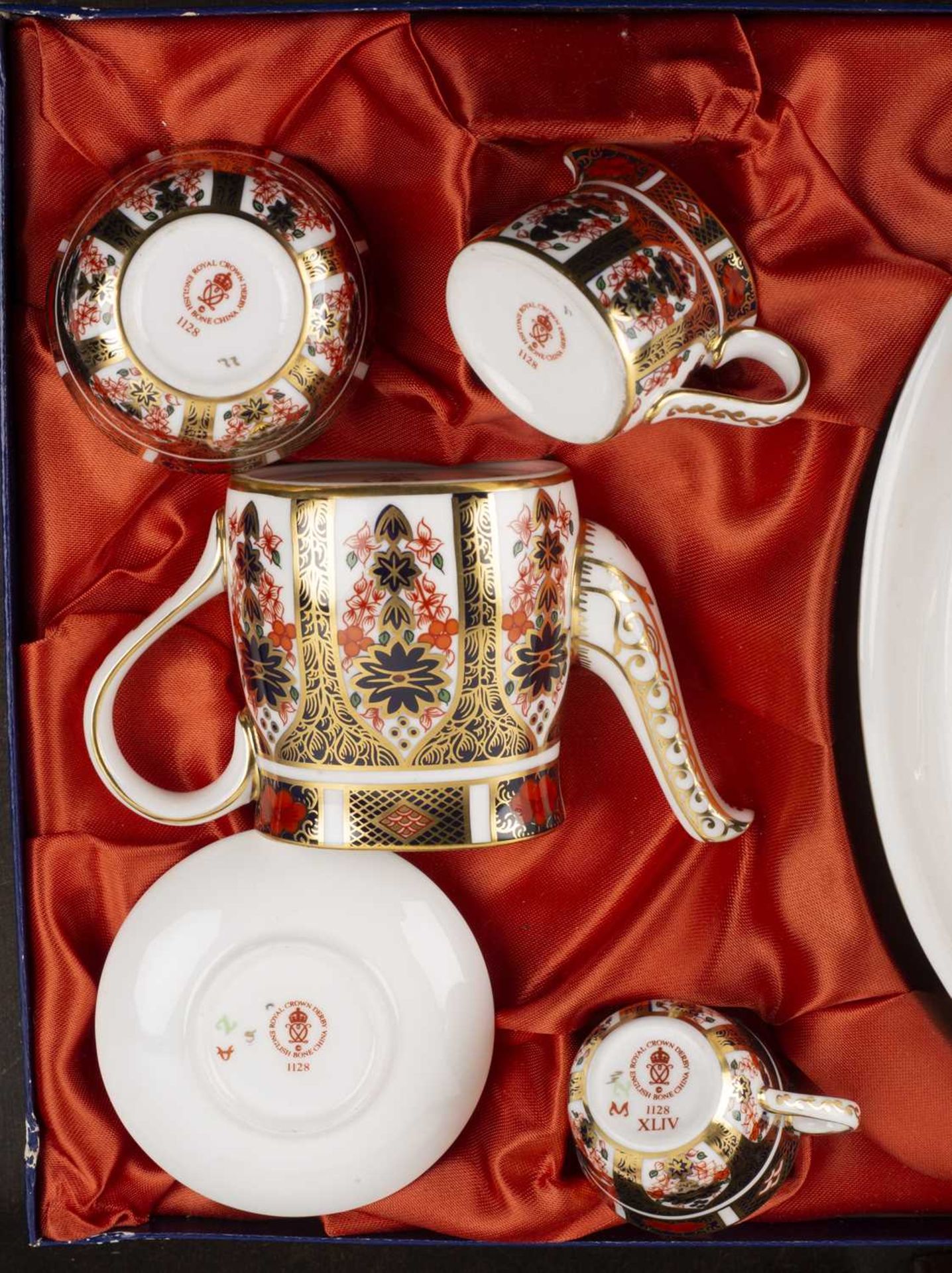 Collection of Royal Crown Derby comprising of: Royal Crown Derby imari patterned miniature tea set - Image 3 of 5