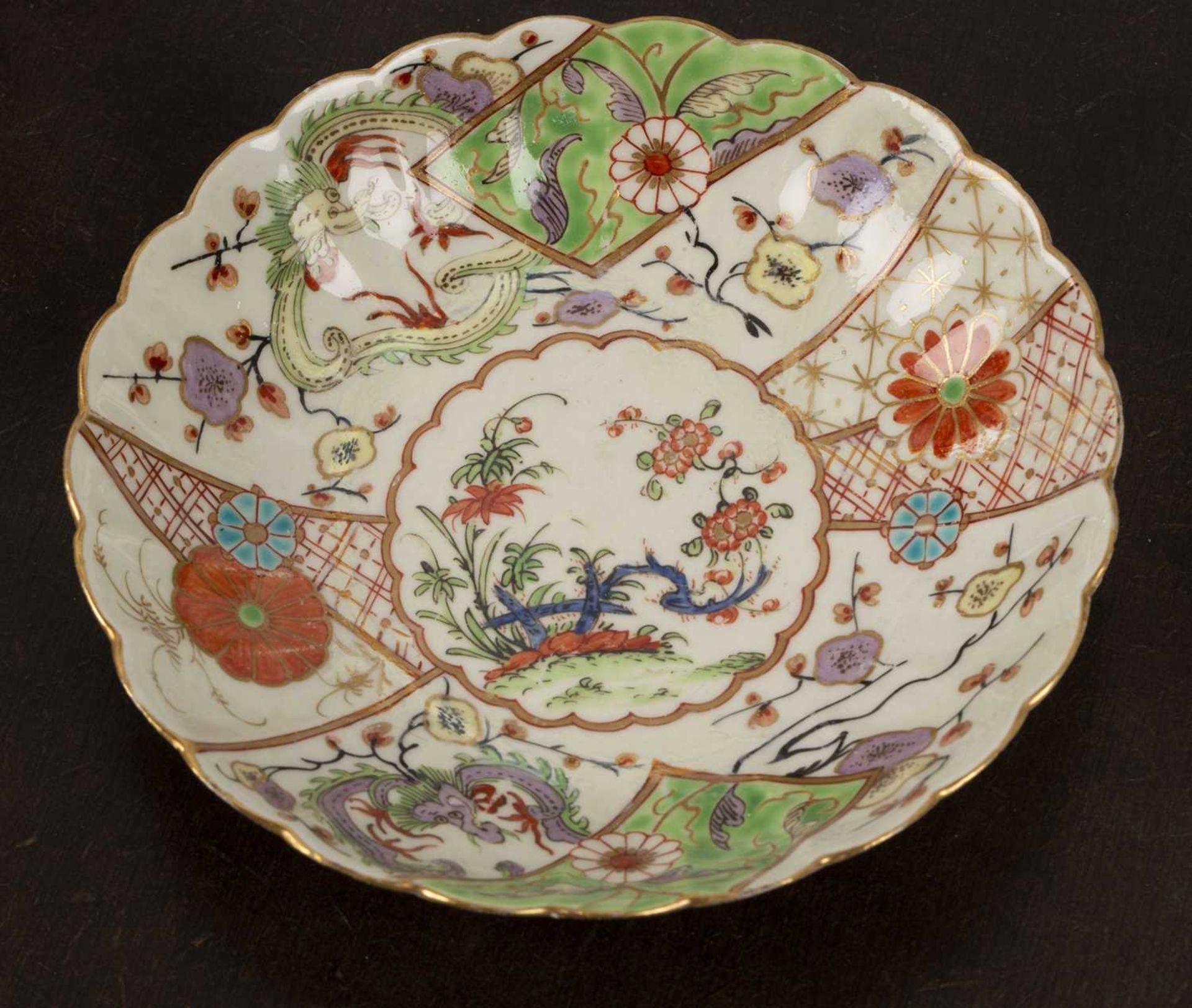 Group of porcelain English, to include a Worcester kakiemon cup and saucer, Copeland, Staffordshire, - Bild 5 aus 9
