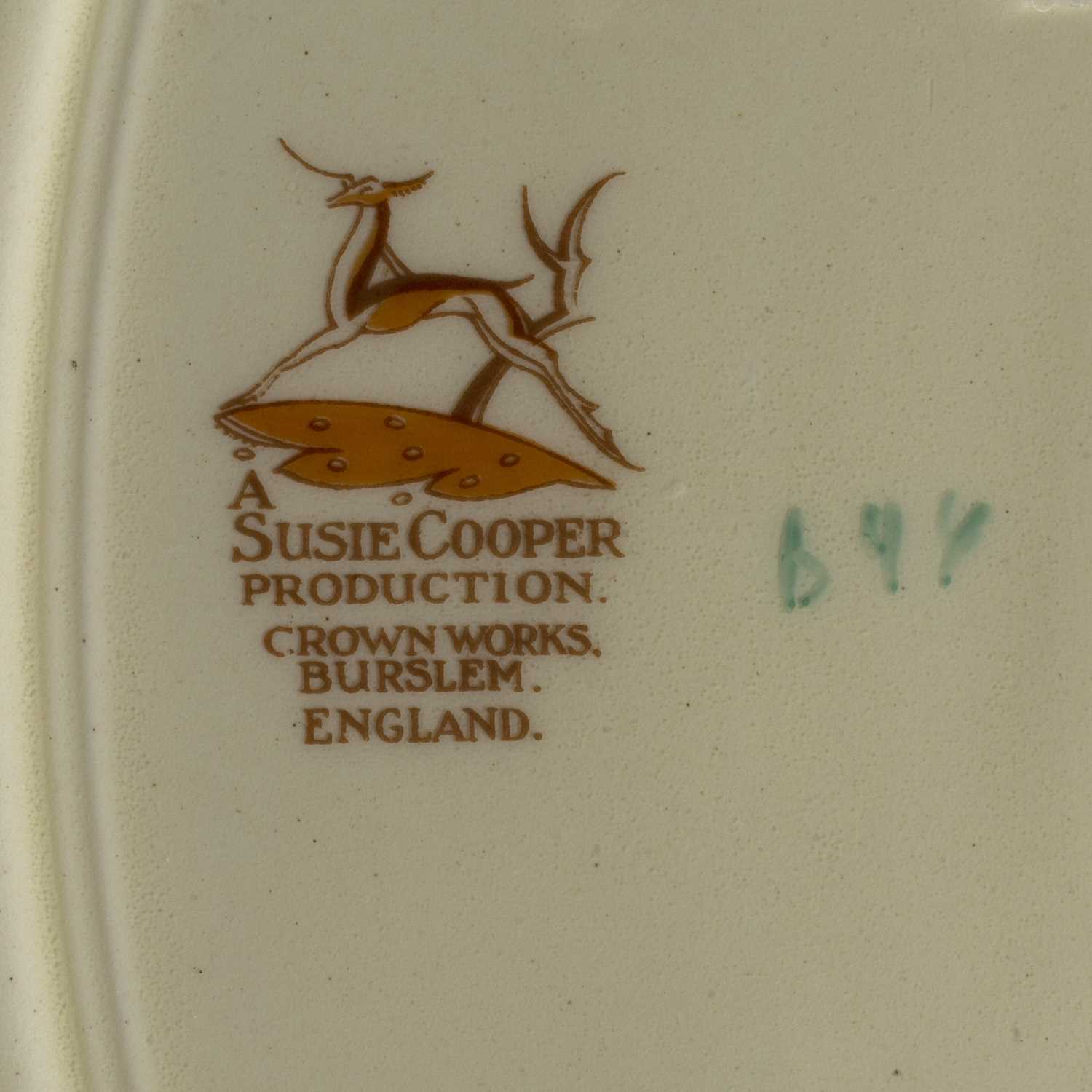 Susie Cooper (1902-1995) Collection of miscellaneous ceramics, including part tea sets, teacups, - Image 8 of 14