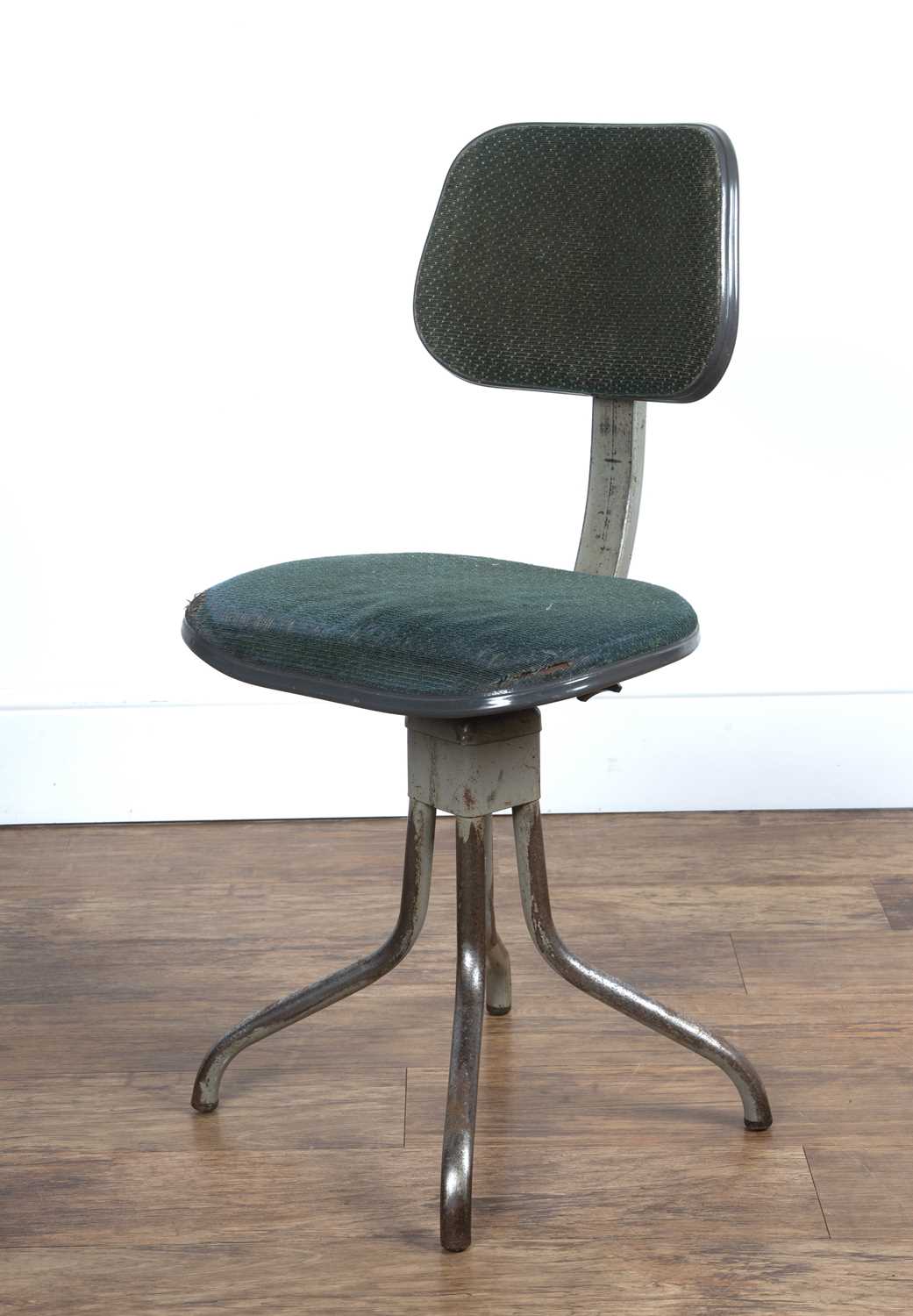 Evertaut industrial factory stool or chair, marked 'Pat no 972.460' 'Pat nos 752215, 839143' - Image 3 of 4