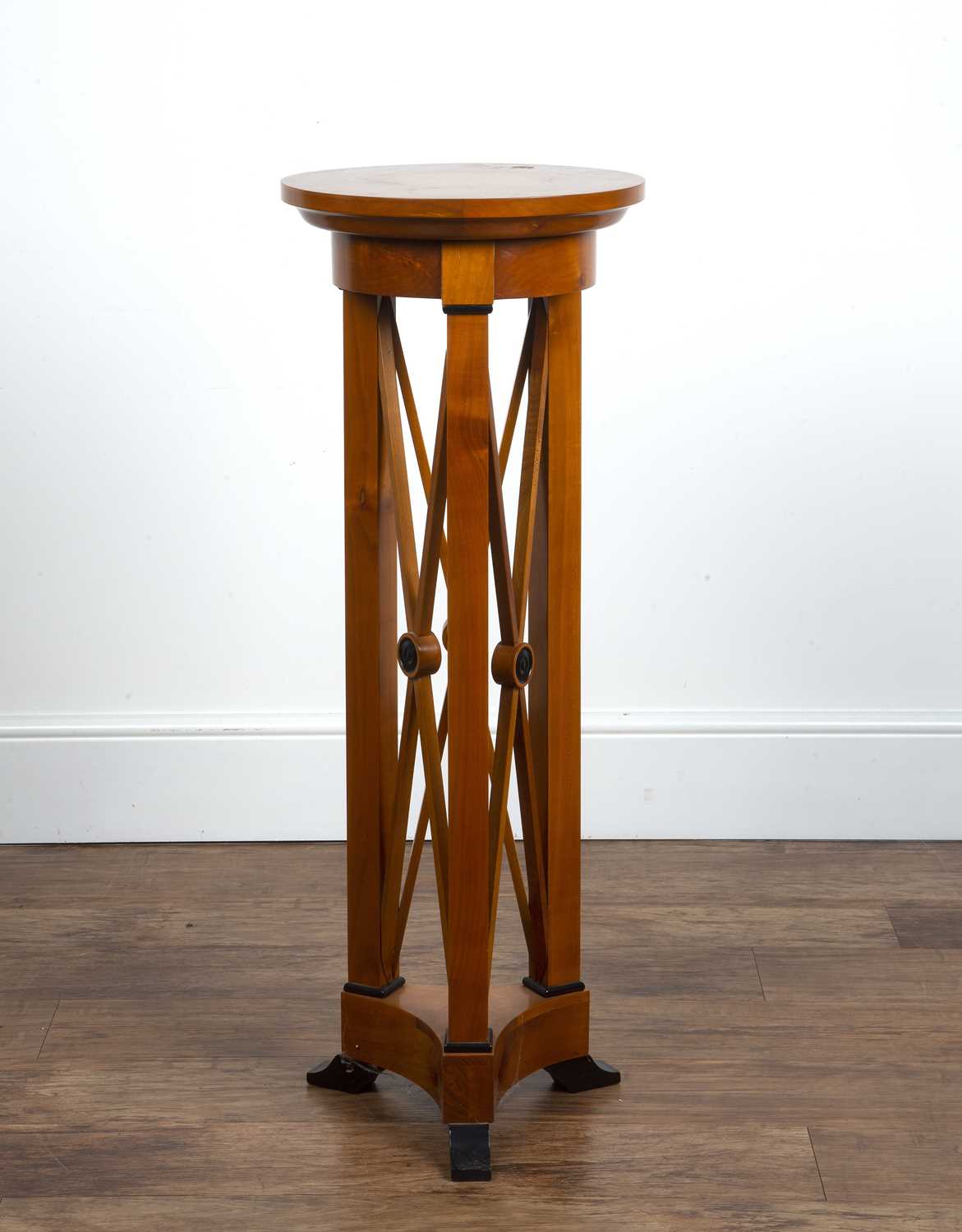 Biedermeier style jardiniere or urn stand Late 20th Century, satin wood, with ebonised detail and - Image 2 of 5