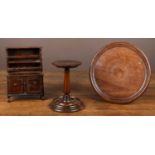 A collection of three items of treen