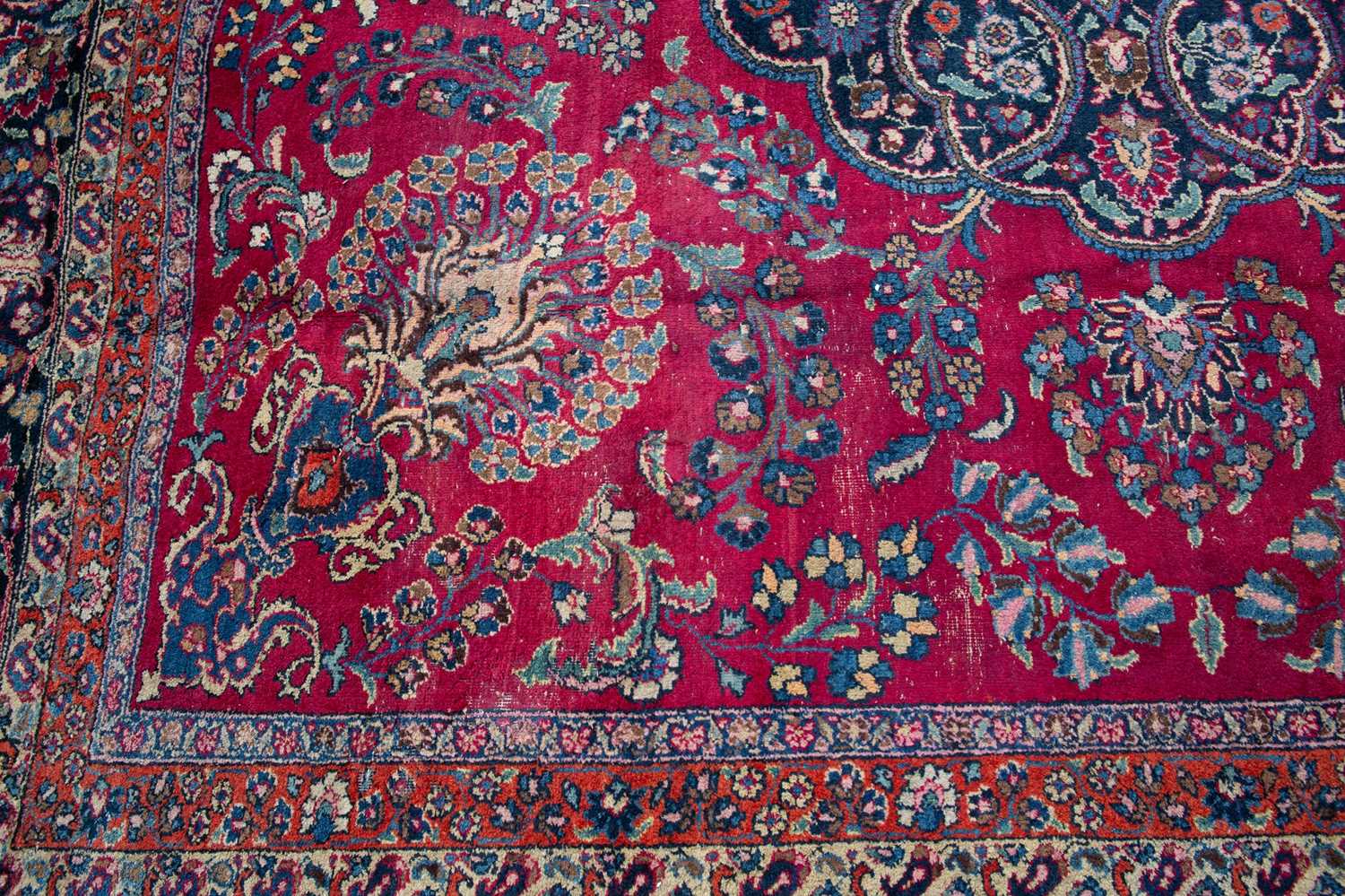 A modern Kashan rug - Image 2 of 5