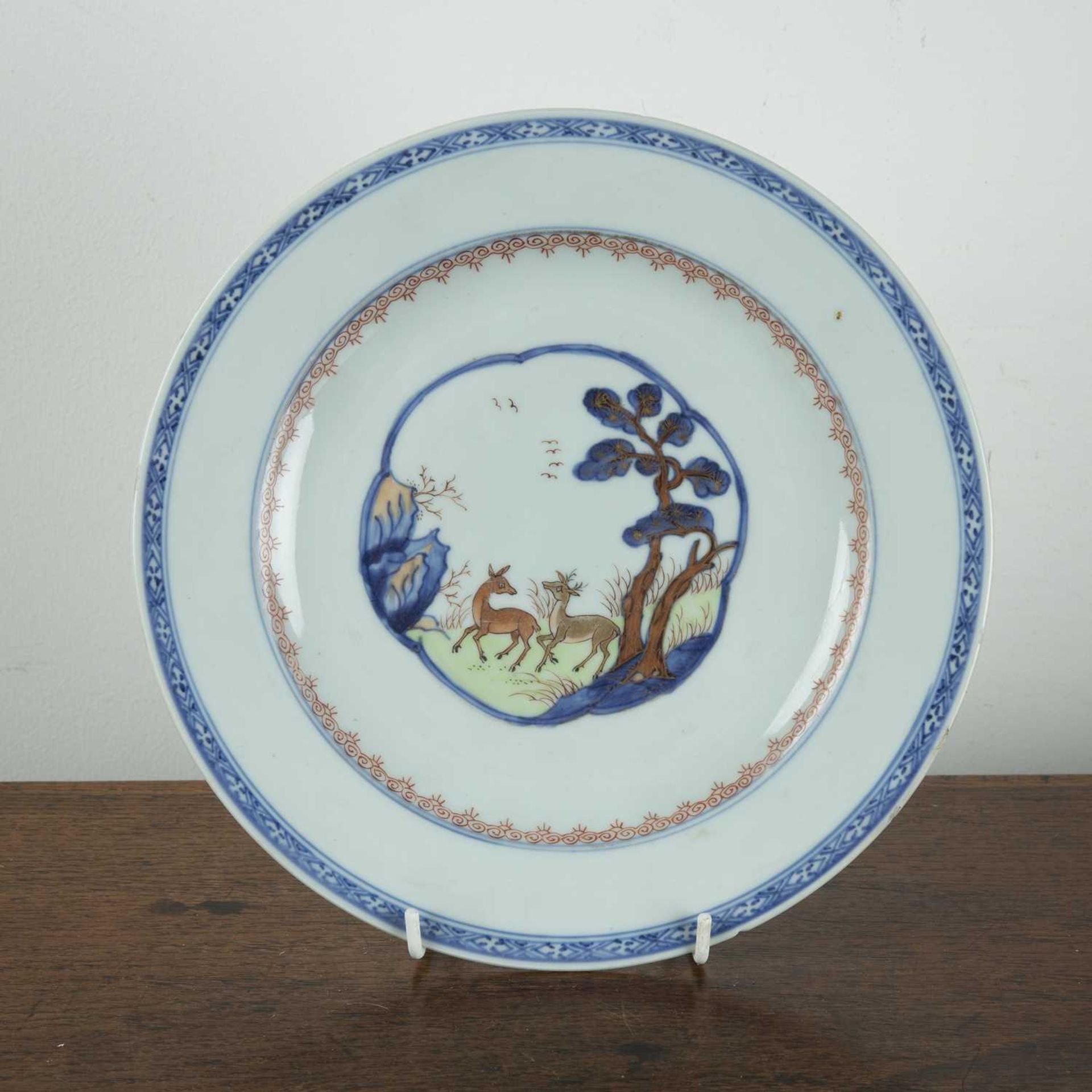 Set of ten porcelain plates Chinese, Qianlong each painted with two deer in a central cartouche, - Bild 3 aus 4