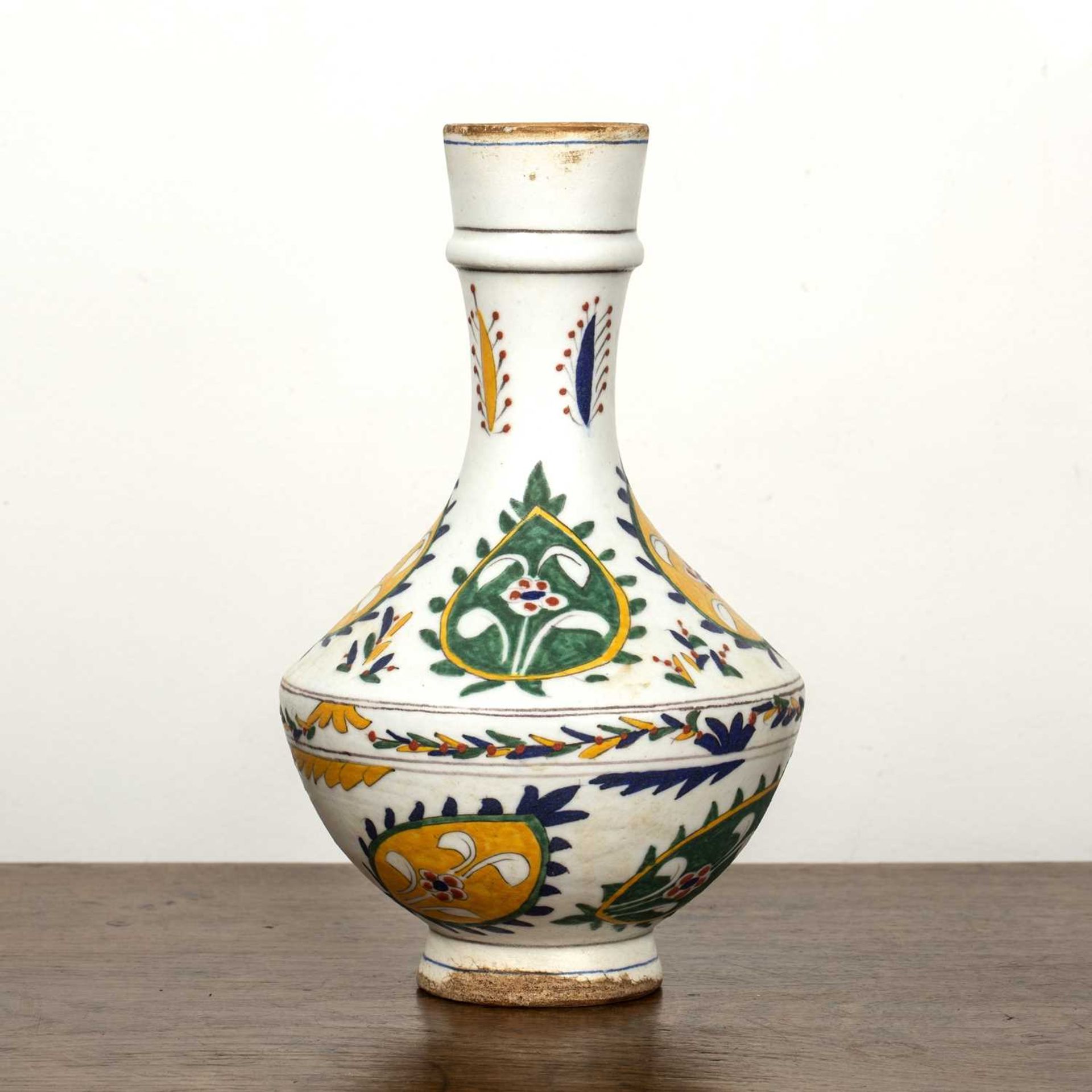 Kutahaya pottery vase Turkey, Turkey 18th/19th Century of white ground with painted leaf-shaped