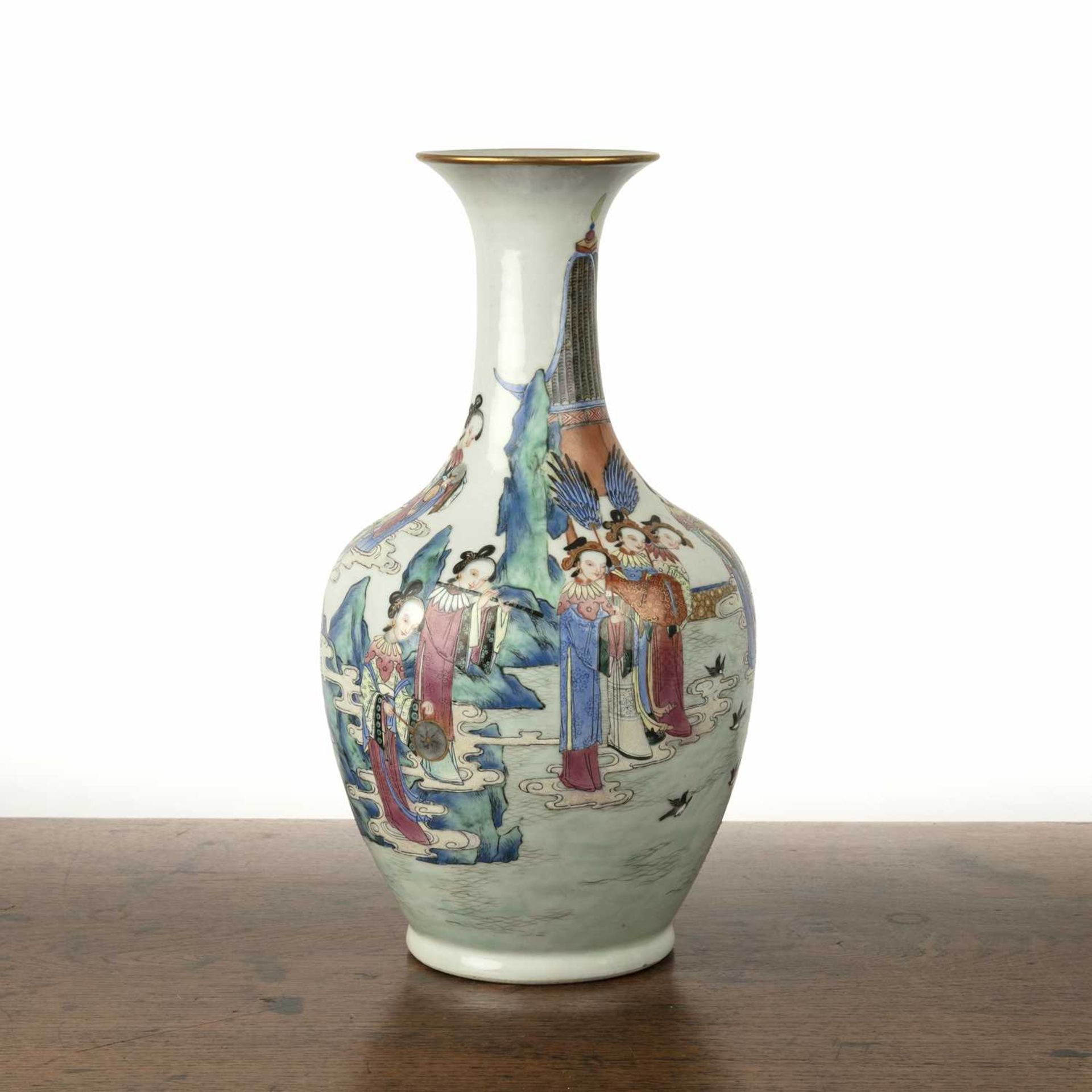Canton famille verte baluster vase Chinese, 19th Century painted with courtiers and a group of