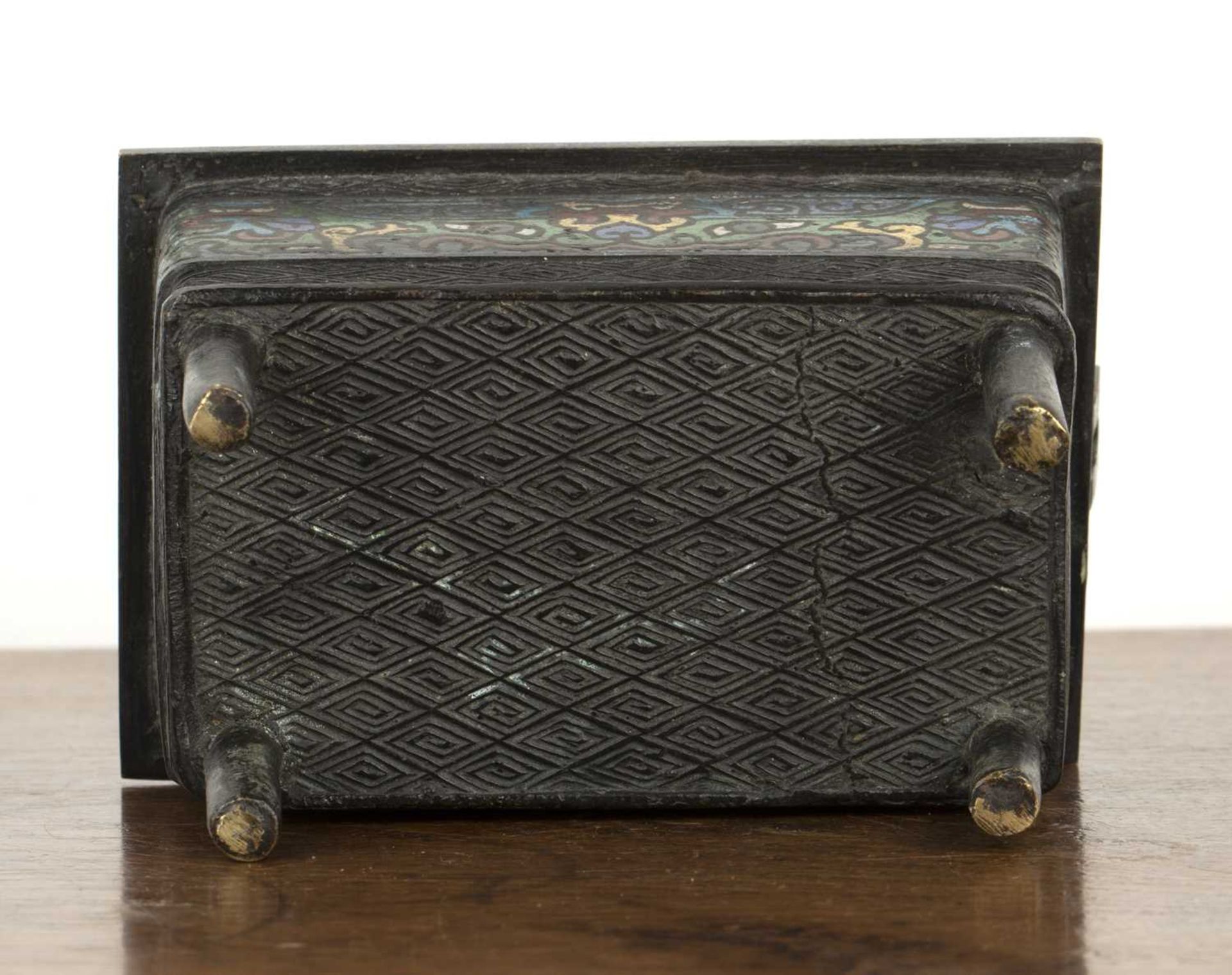 Small bronze censer Chinese of rectangular form with cloisonne panels, 13cm x 8.6cm x 11cm - Image 6 of 6