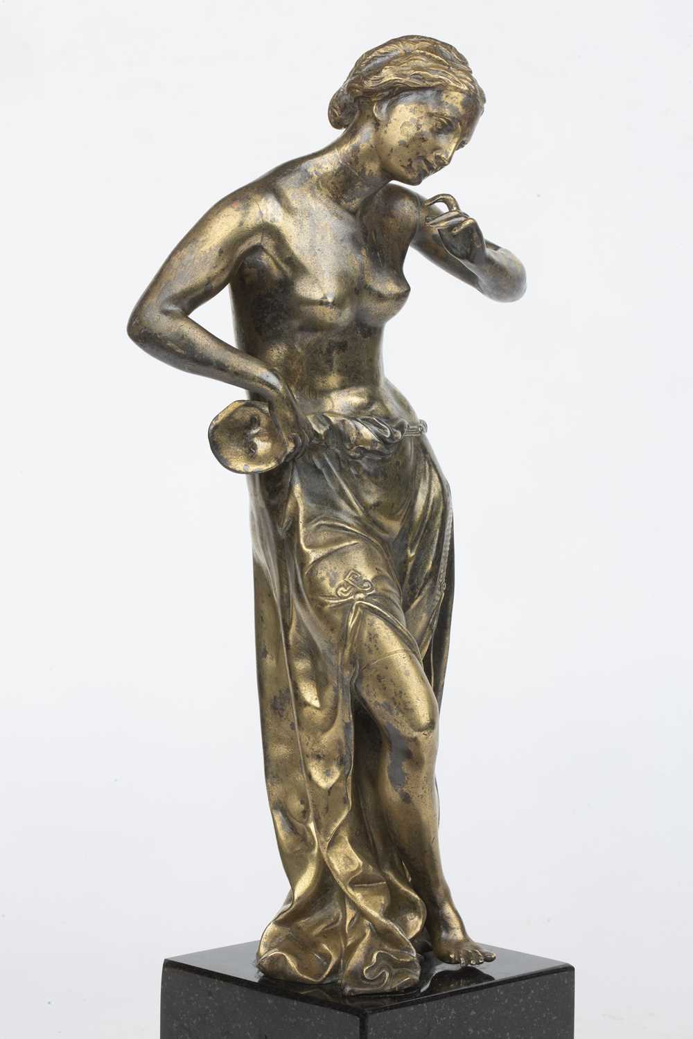 A 17th/18th century French or Italian gilded bronze figure of classical dancer 15cm wide 32cm high - Image 7 of 20
