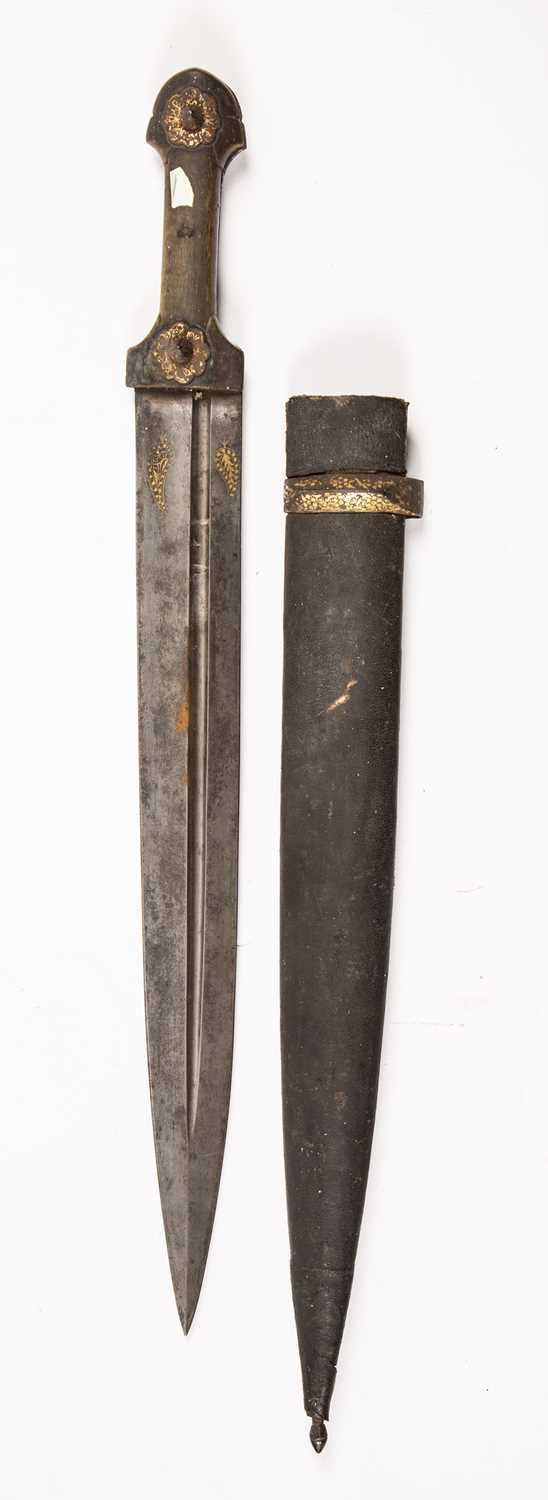 A 19th century Caucasian Khanjali with a horn grip, steel blade with gilded decoration, 45.5cm in - Image 2 of 13