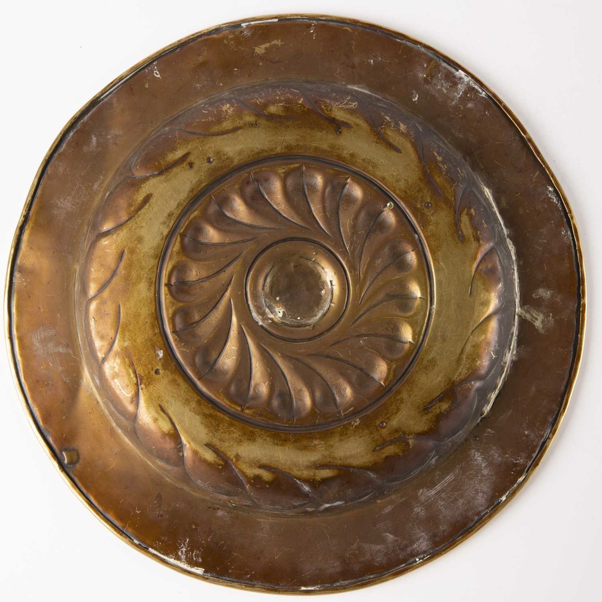 A 17th Century Nuremburg Alms dish 37cm diameter. Dents, some lossed to edge and splitting to - Bild 2 aus 2